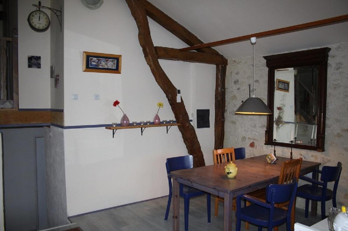la perle du lot gite 5 places Castelnau-Montratier Extérieur photo